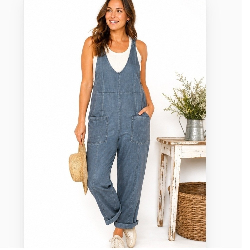 Zenana - Denim Overalls with Adjustable Strap Jumpsuit Blackberry V-Neck Medium
